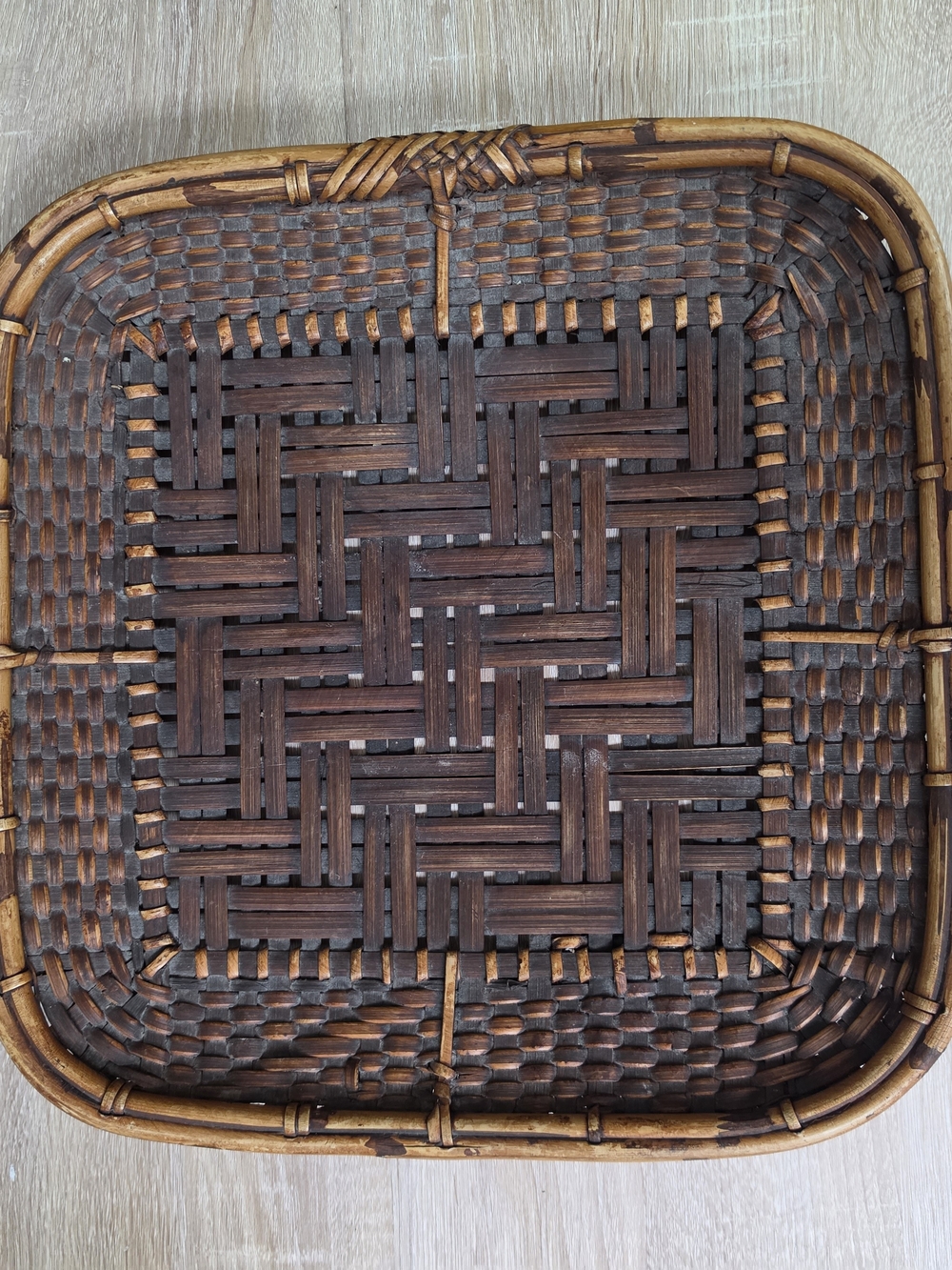Vintage Mid-Century Square Serving Tray Vegetable Basket 15" Variegated Brown